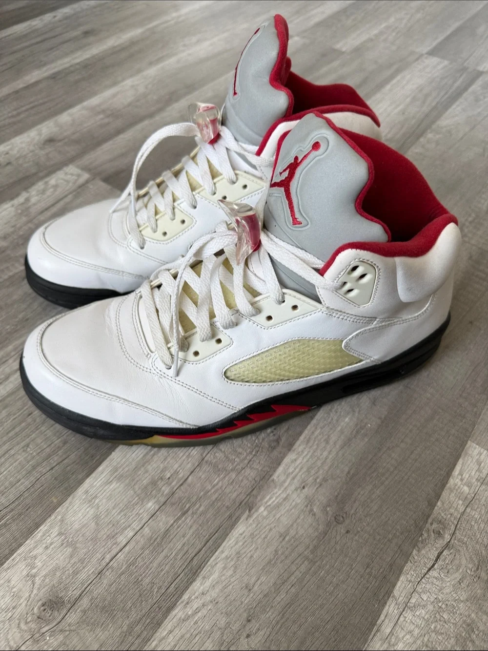 Retro 5 Jordan’s (Size 14)